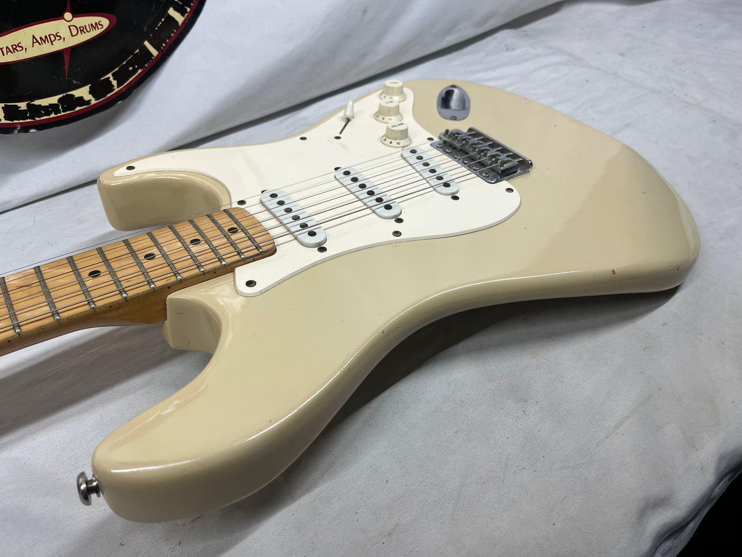 Harmony S-Style Doublecut Electric Guitar