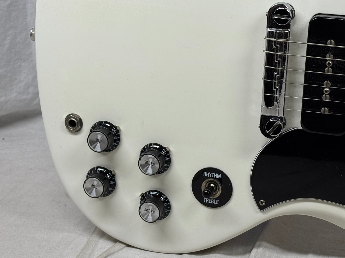 Gibson 50th Anniversary Pete Townshend Signature Model SG Guitar with Case 2011 - Polaris White