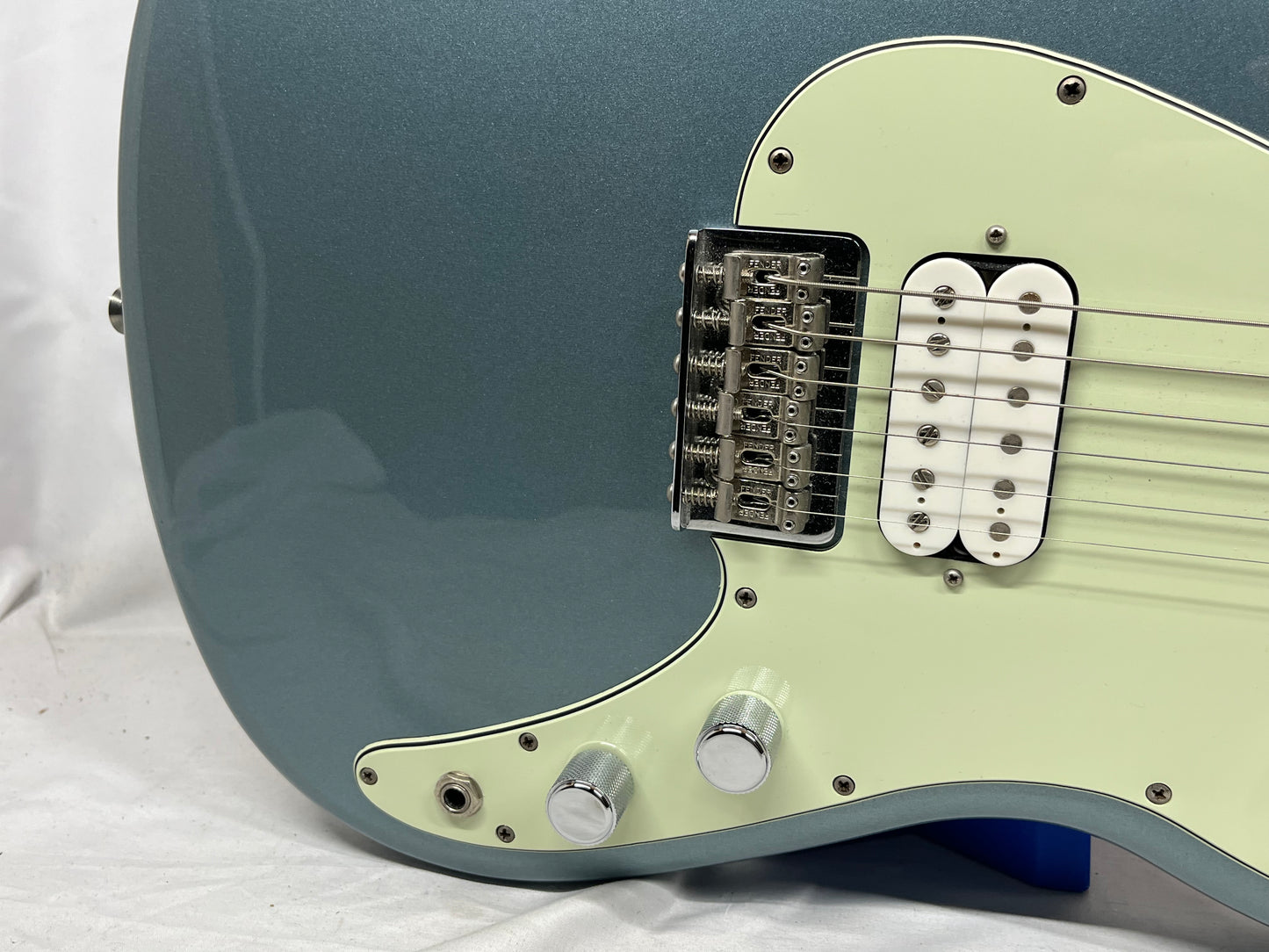 Fender Player Duo-Sonic HS Electric Guitar with Gig Bag MIM - Made in Mexico - Ice Blue Metallic