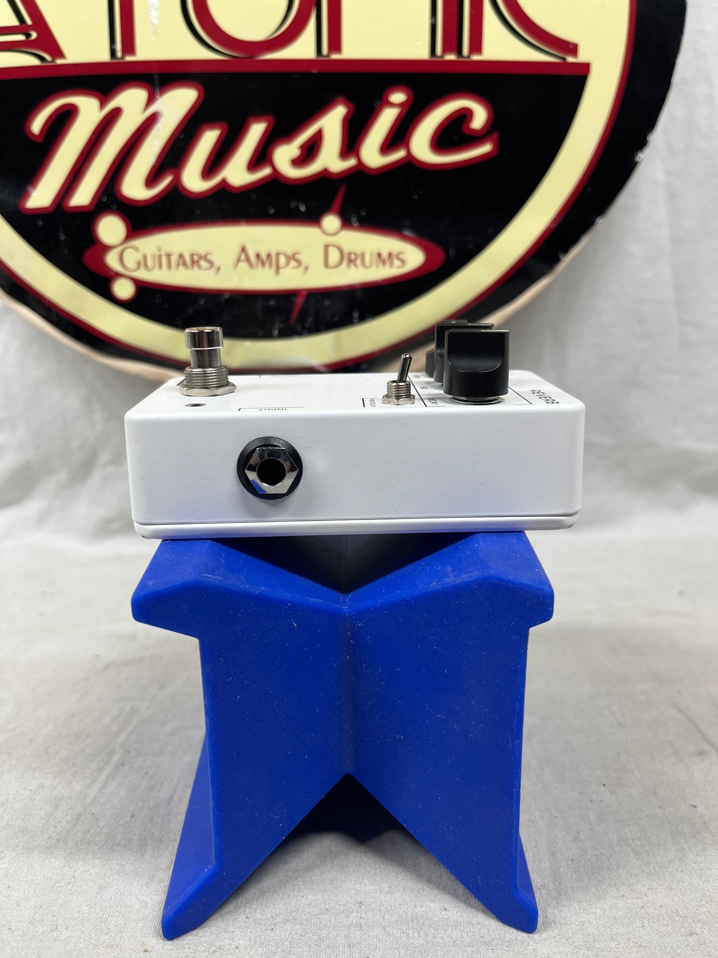 JHS Pedals 3 Series Reverb Pedal with Box
