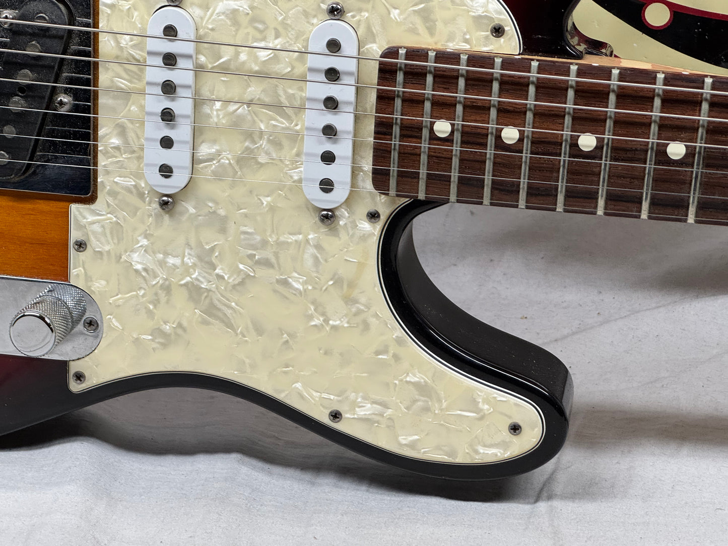 Fender Custom Shop American Classic Telecaster Guitar with Case - 3-Color Sunburst / Rosewood fingerboard