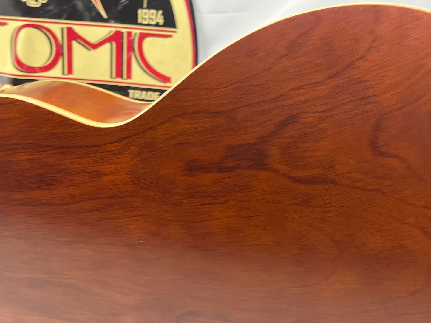 La Patrie (Godin) Motif Classical Acoustic Guitar