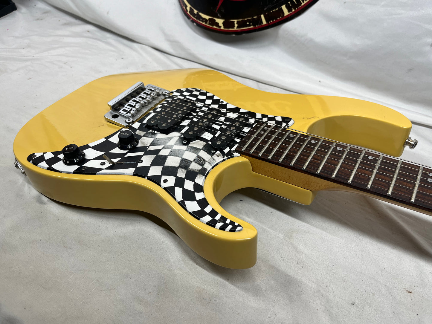 Washburn MG-40 Mercury II Series HSS Doublecut Electric Guitar