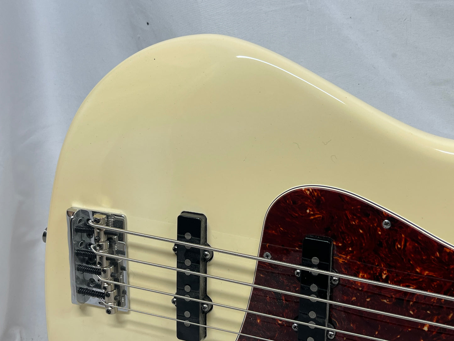 Fender American Standard 4-String Electric Jazz Bass 2011 - Olympic White