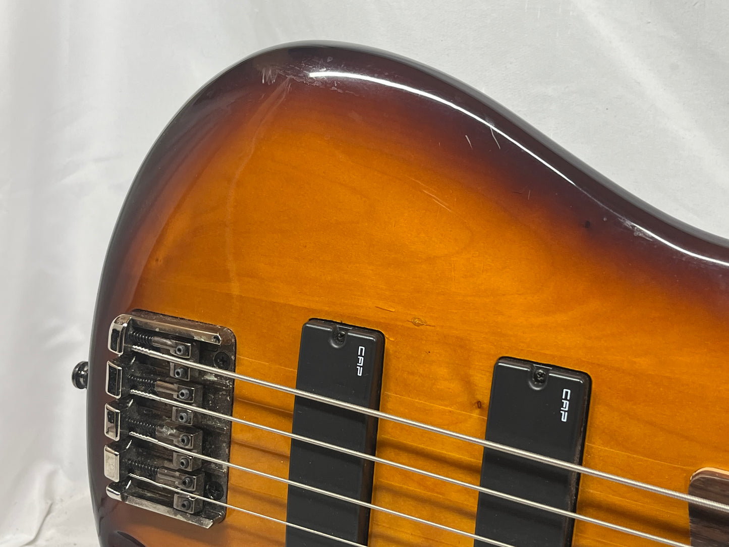 Ibanez Soundgear SR370 4-String Electric Bass