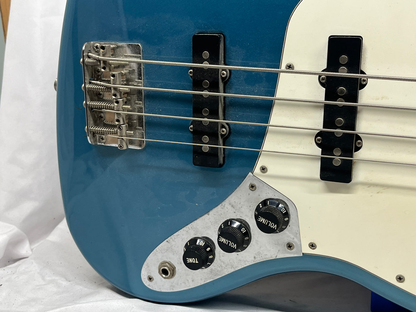 Fender 4-String Electric Jazz Bass MIM - Made in Mexico
