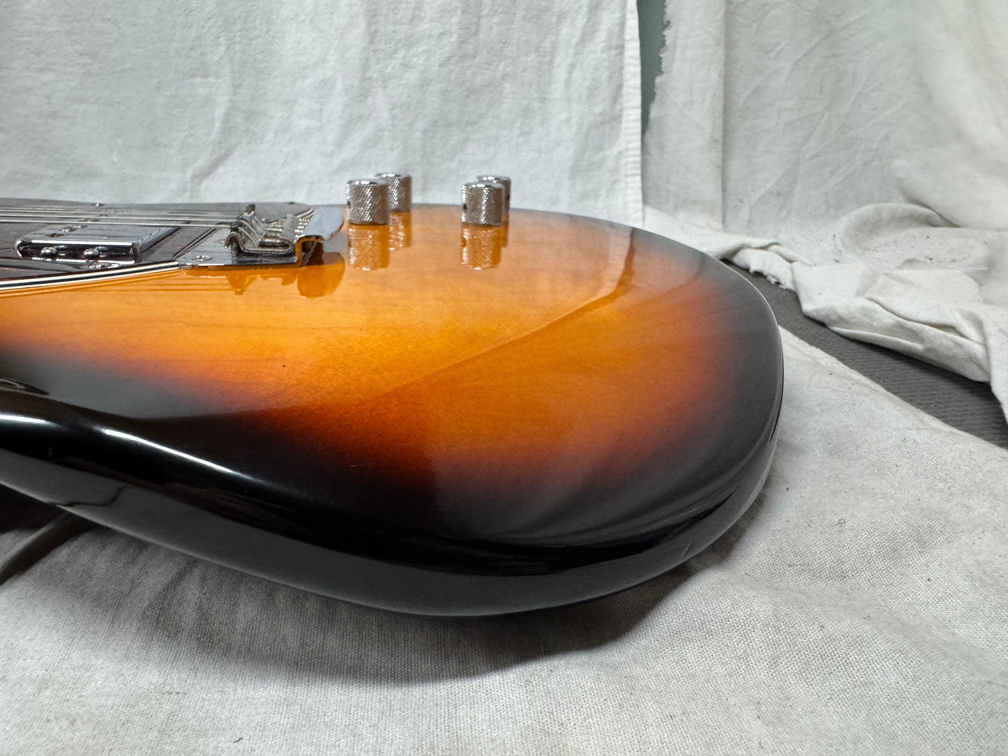 Fender Deluxe Series Toronado Guitar - MIM Made In Mexico 1997