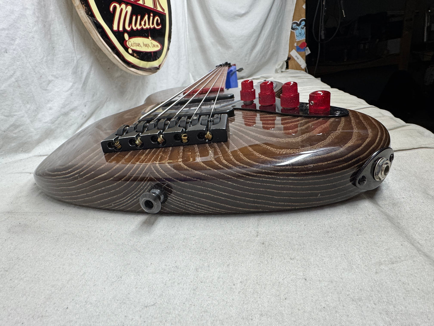 Marco Bass Guitars TFL Singlecut 5-string Bass with John East preamp / handmade Marco pickups