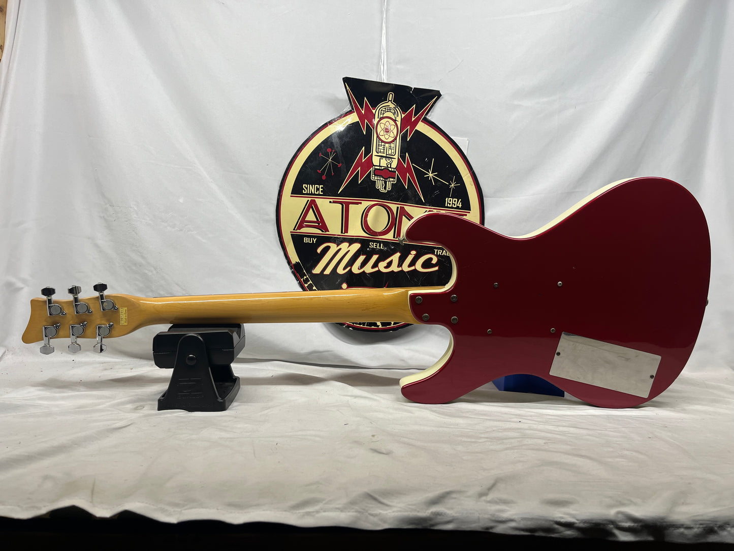 Danelectro Hodad Doublecut Electric Guitar - Red Pearl