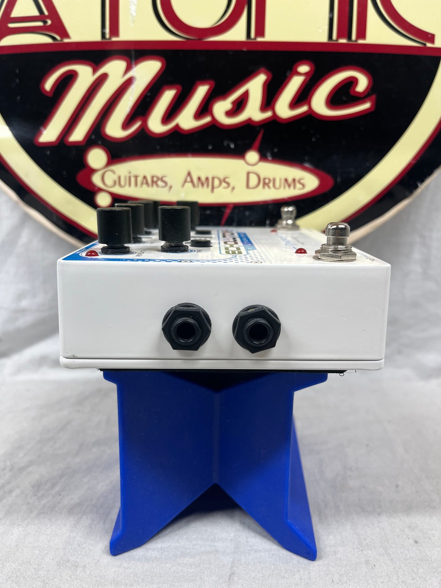 Pigtronix Echolution2 echolution 2 II Filter Pro Multi-Tap Delay Pedal with Remote Switch + TRS cable