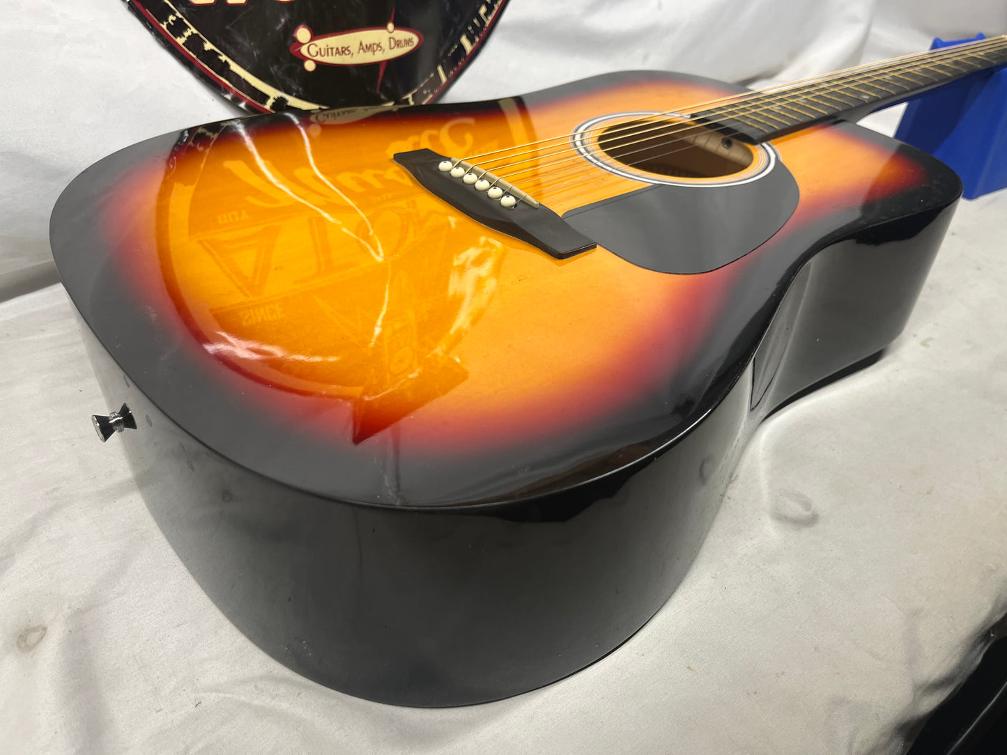 Squier SA-150 Dreadnought Acoustic Guitar - Sunburst