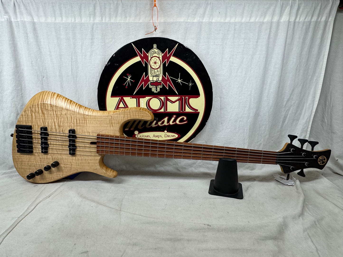 Prat Custom 5-string Bass with Wolfpak Soft Case