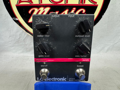 TC Electronic Vintage Bass Distortion Pedal