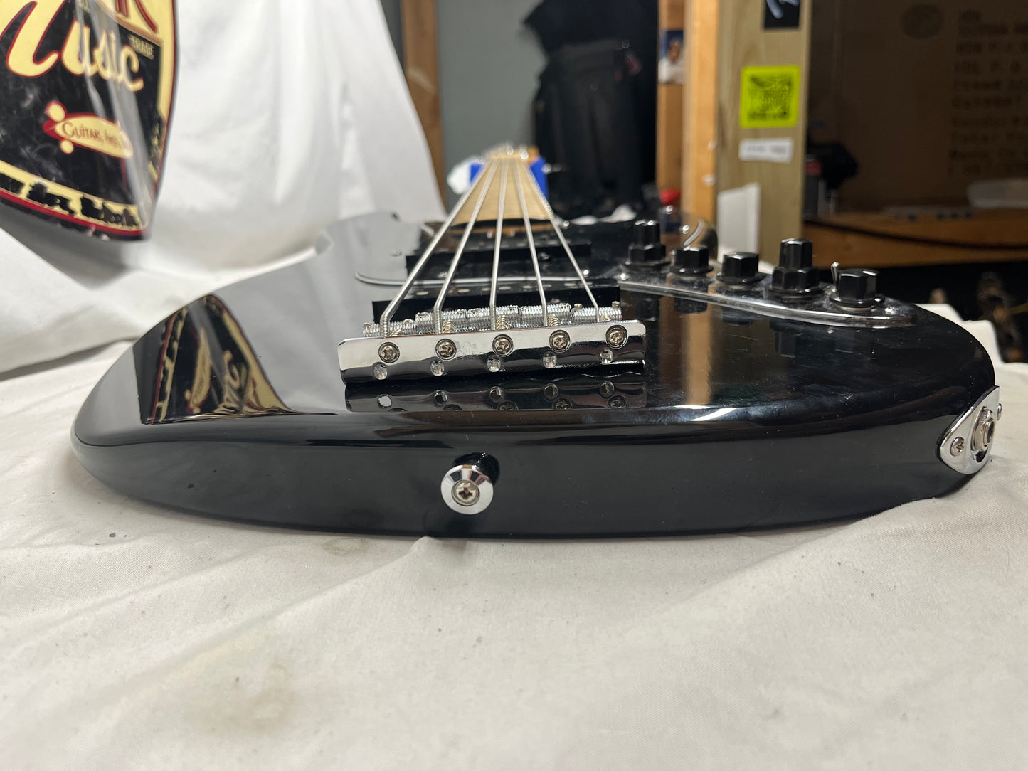 Sire Marcus Miller V7 5-String Electric Bass