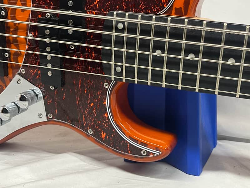woofy basses Poodle 5 5-String Electric Bass - Image 6