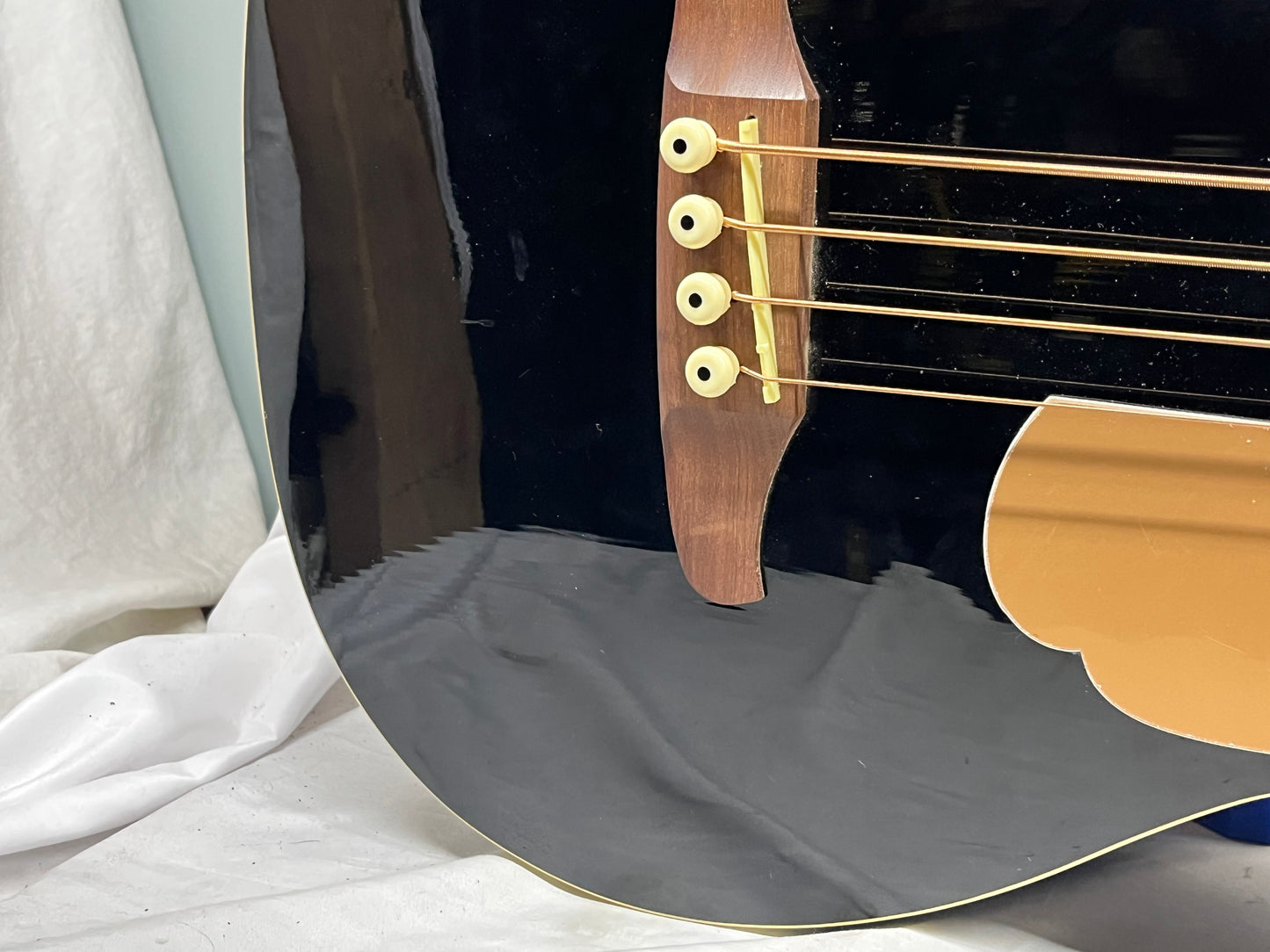 Fender Kingman V2 Acoustic Bass Guitar