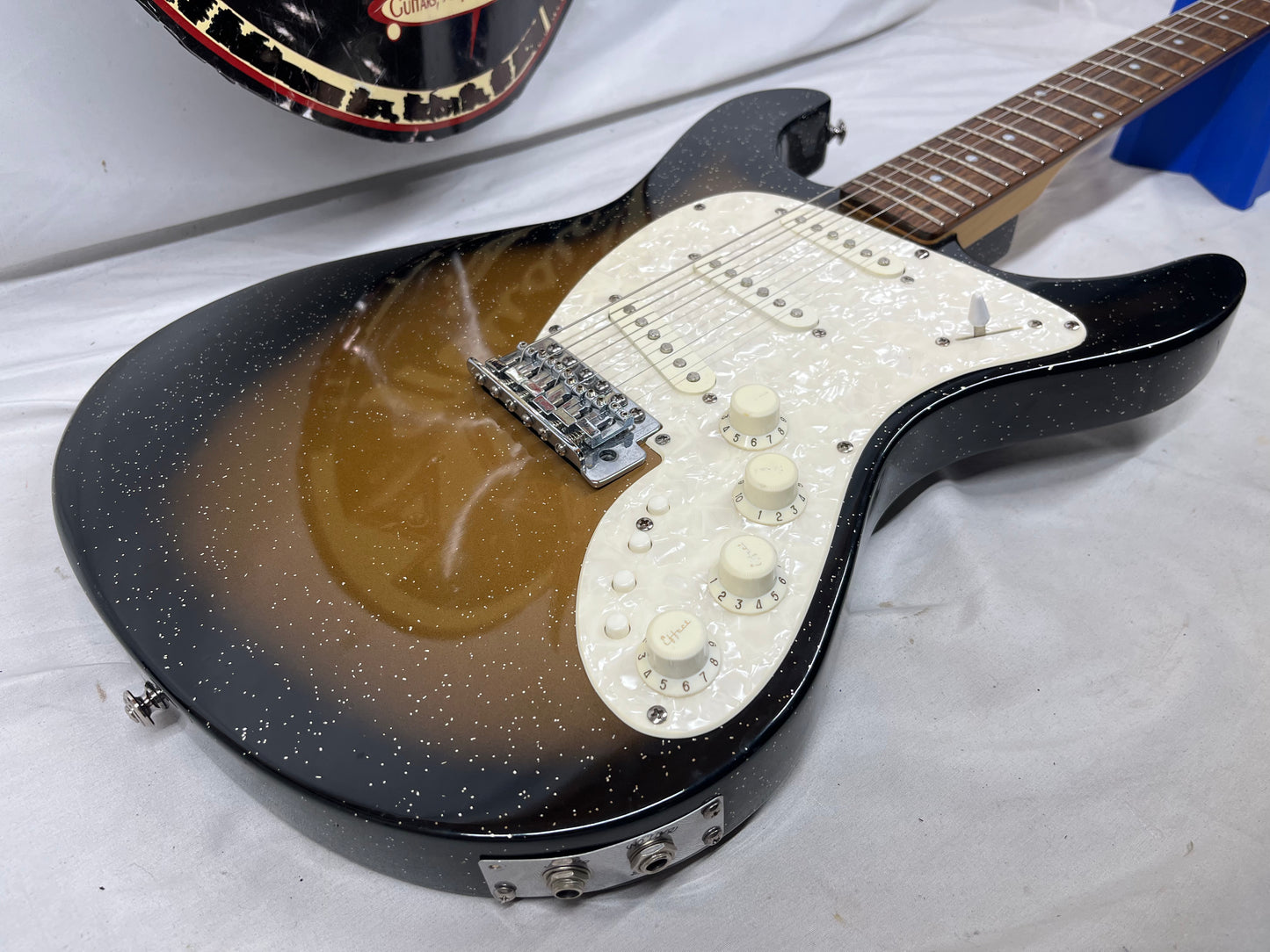 Danelectro Danoblaster Innuendo with Built-In Effects Doublecut Electric Guitar