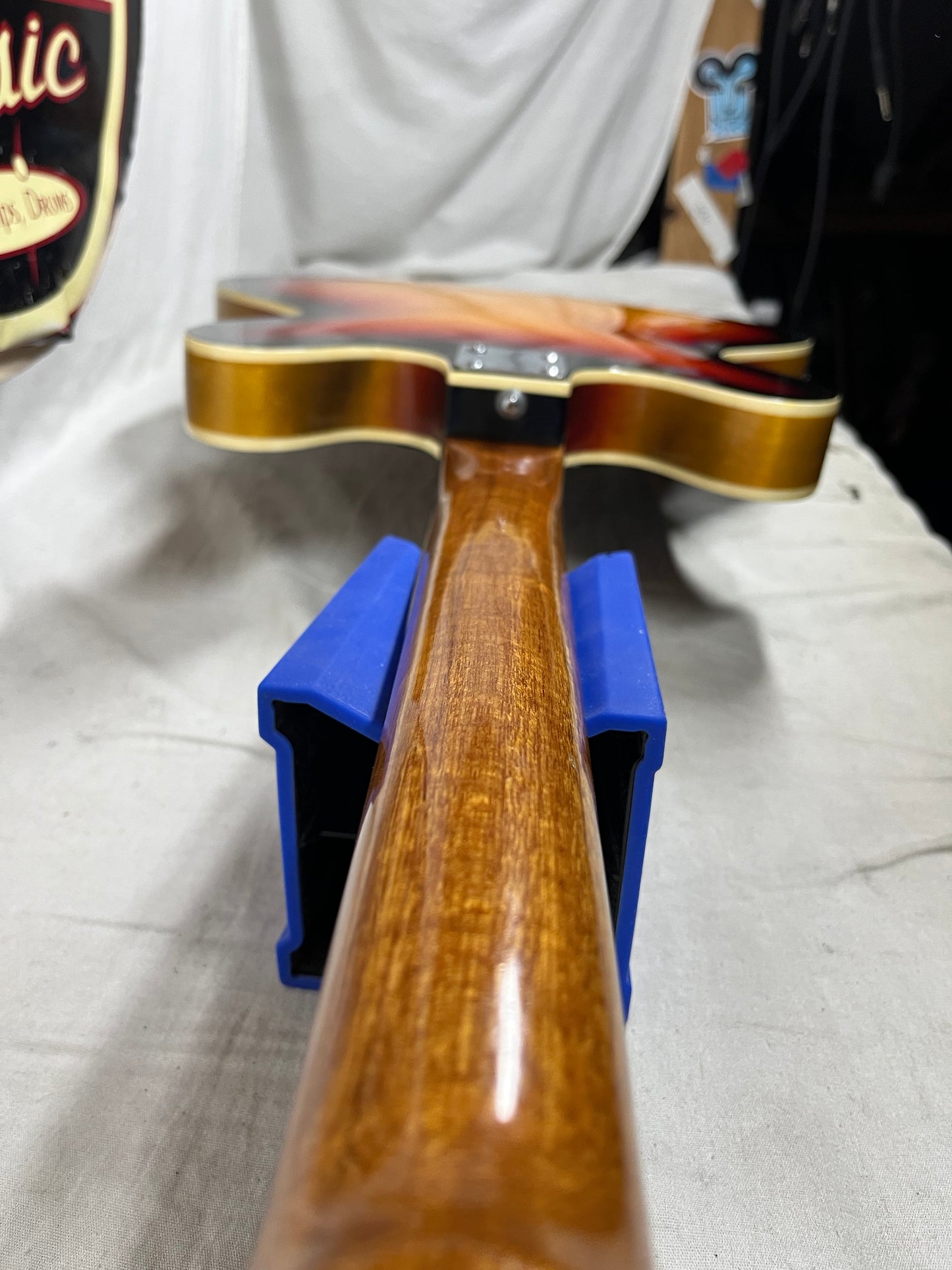 Winston? Semi-Hollow Body Electric Guitar