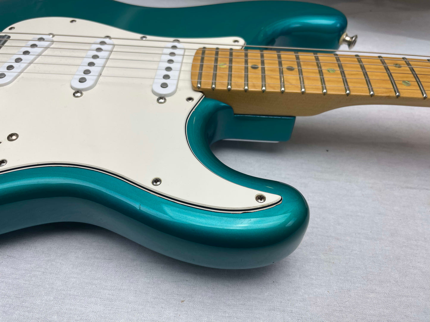 Fender PARTS Stratocaster - 1999 American Deluxe neck on 1983 Dan Smith-era Standard Strat body with Case - Transparent Teal