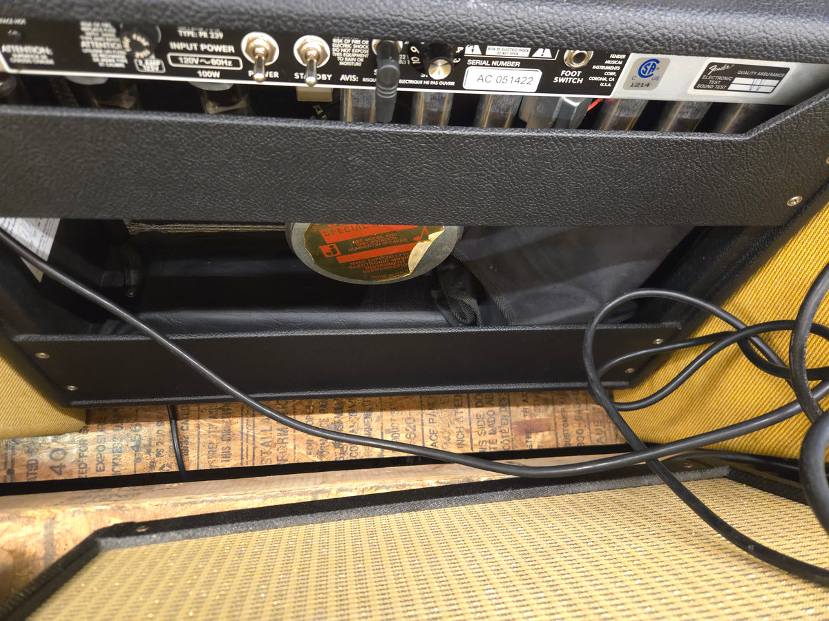 Fender '65 Deluxe Reverb Reissue 22-Watt 1x12" Guitar Combo 1994 - Present - Local Pickup Only