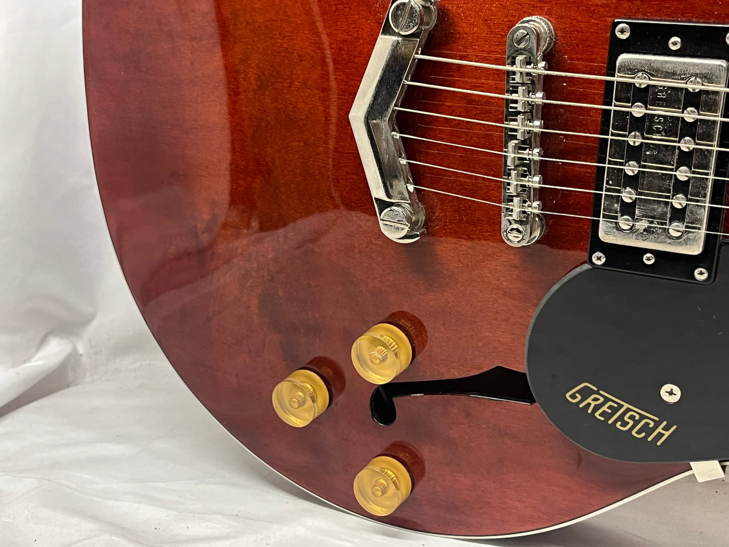 Gretsch Streamliner G2622 Semi-Hollow Body Electric Guitar