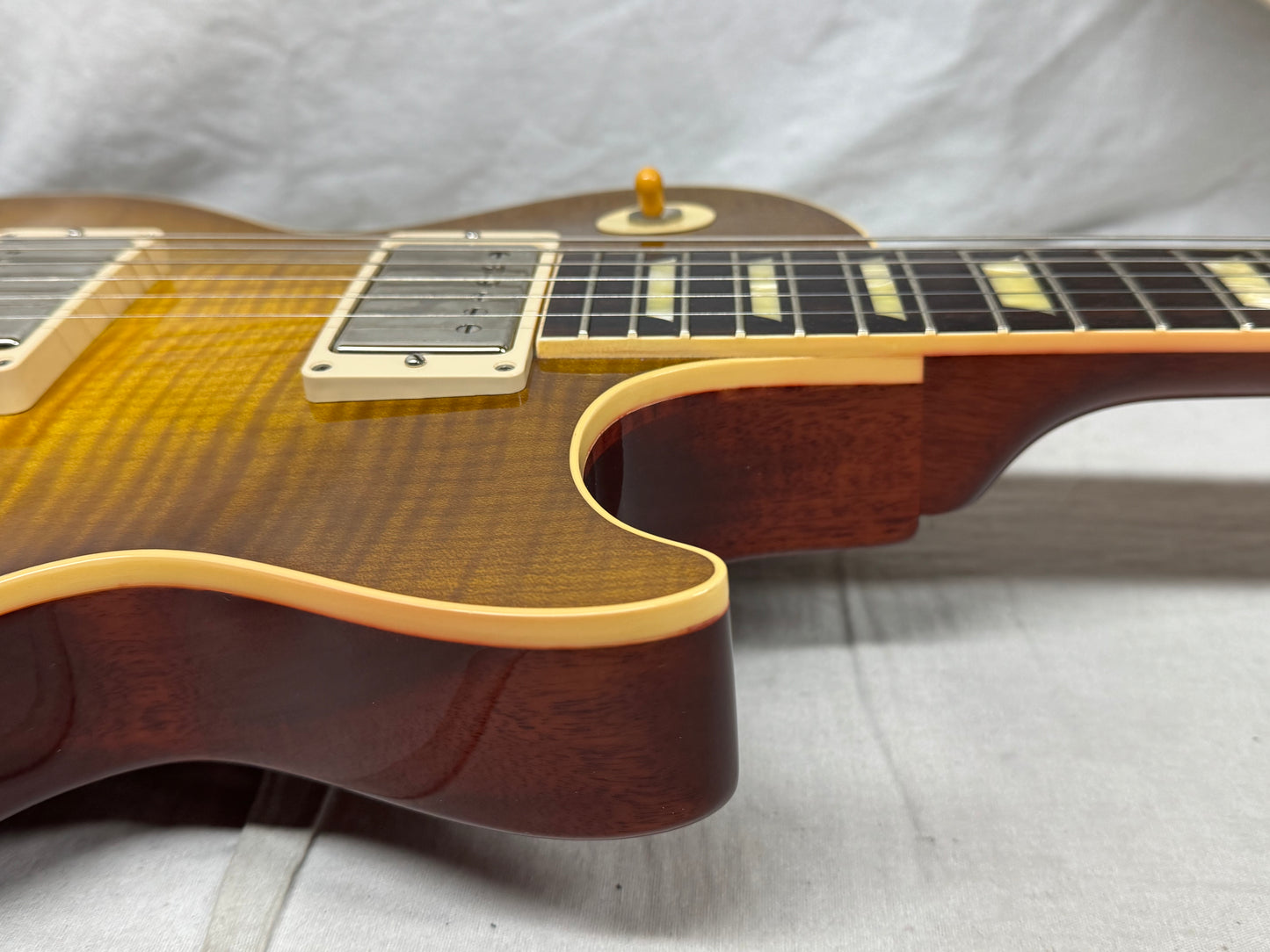 Gibson USA Custom Shop R8 '58 1958 Les Paul Standard Guitar with COA + Case 2019