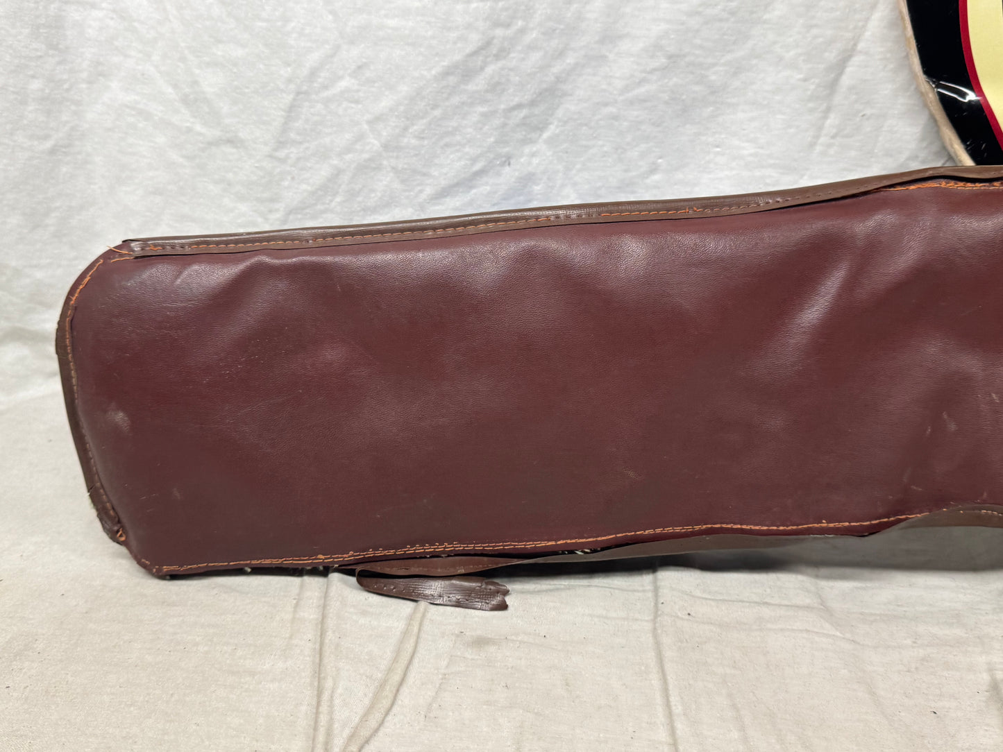 Artistic Products Company (Victoria) Vintage Plasti-Leather (Leather/Vinyl) Gig Bag 1950s - Brown