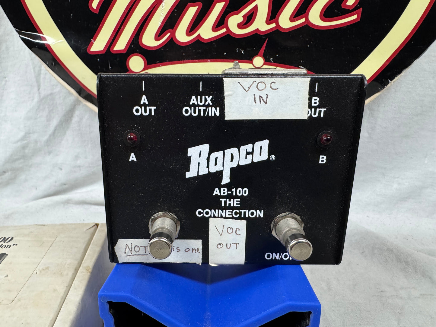 RapCo AB-100 ab100 The Connection ABY Pedal with Box - modified for XLR