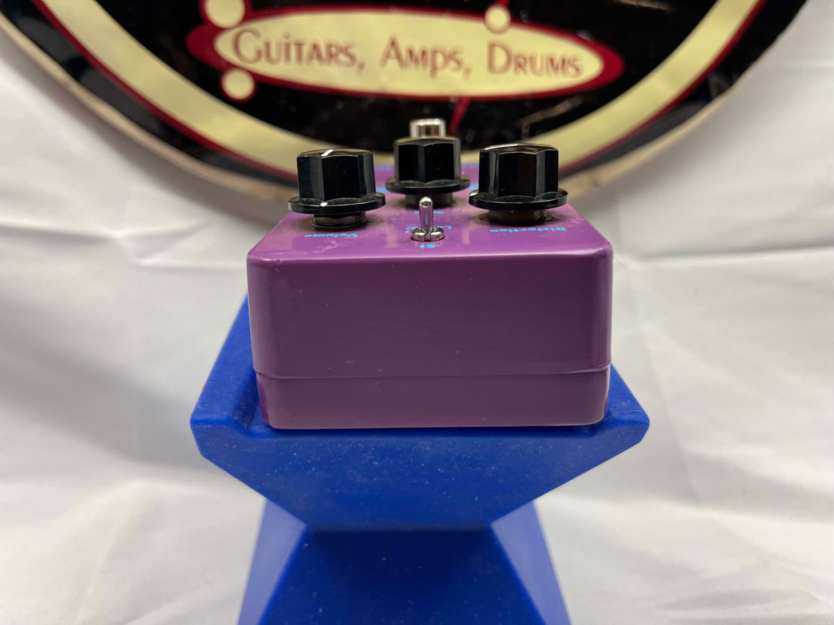 Aural Dream Bold Distortion Pedal - Purple