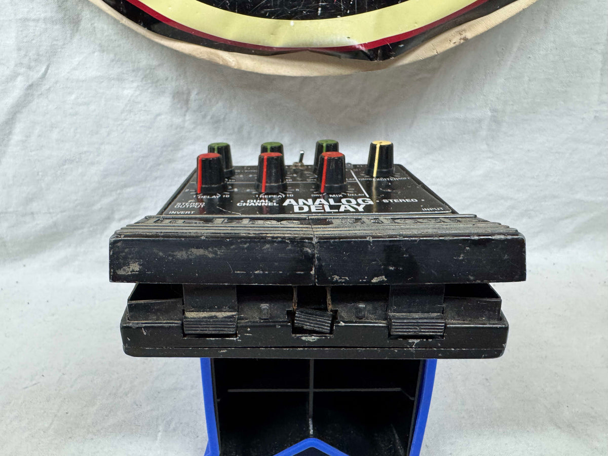 In-Line Effects Analog Delay Pedal - MIJ Made In Japan