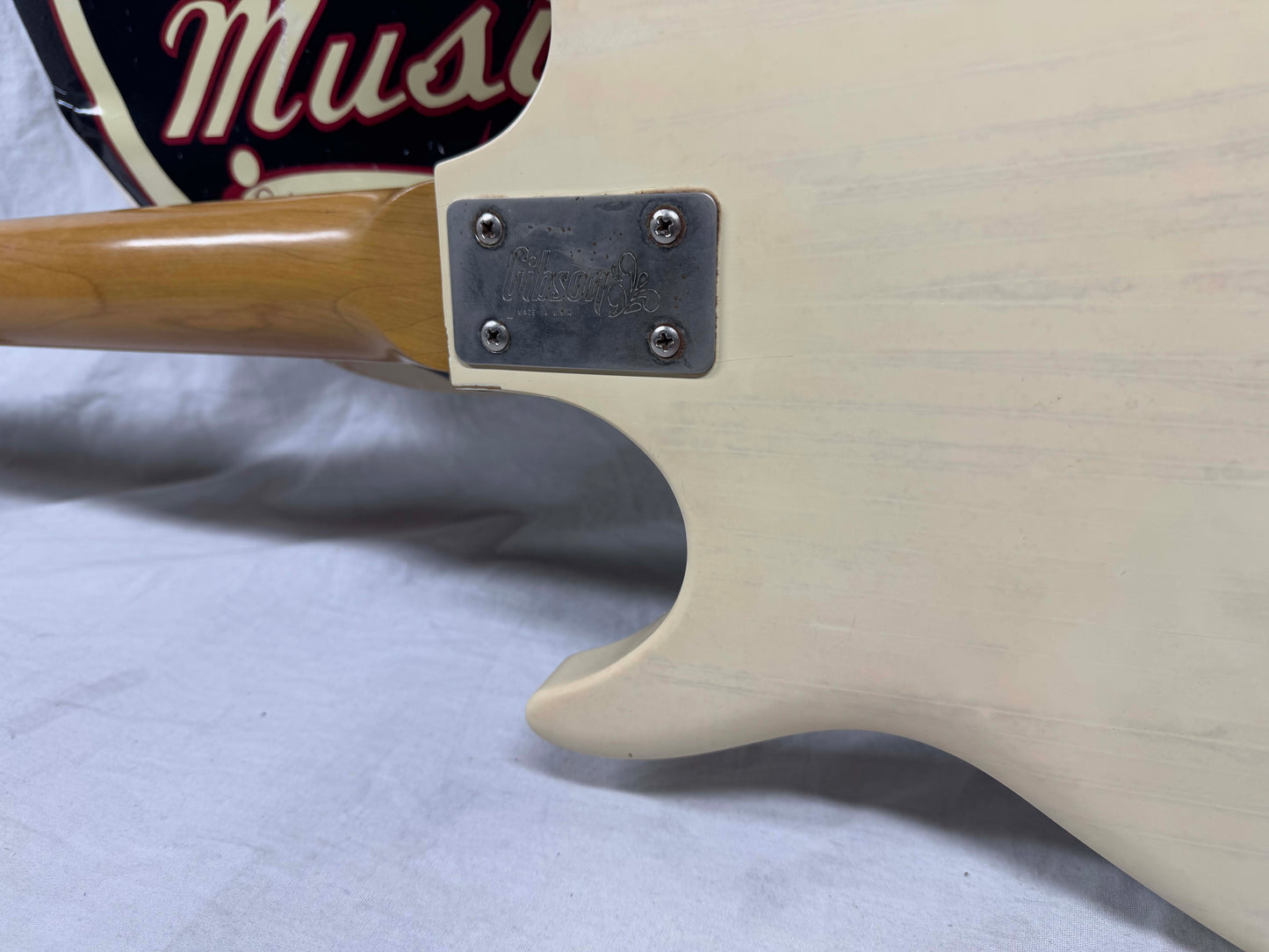 Gibson The Grabber 4-string Bass  - truss rod maxed / AS-IS  - Rare - White