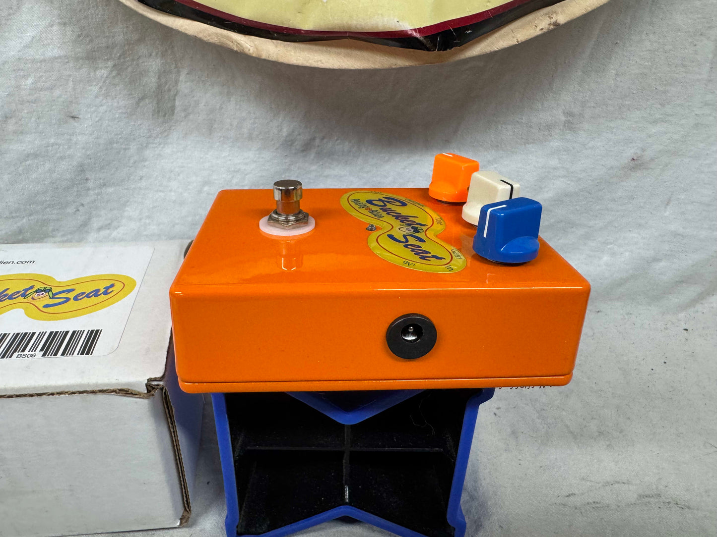 Analog Alien Bucket Seat Overdrive Pedal with Box