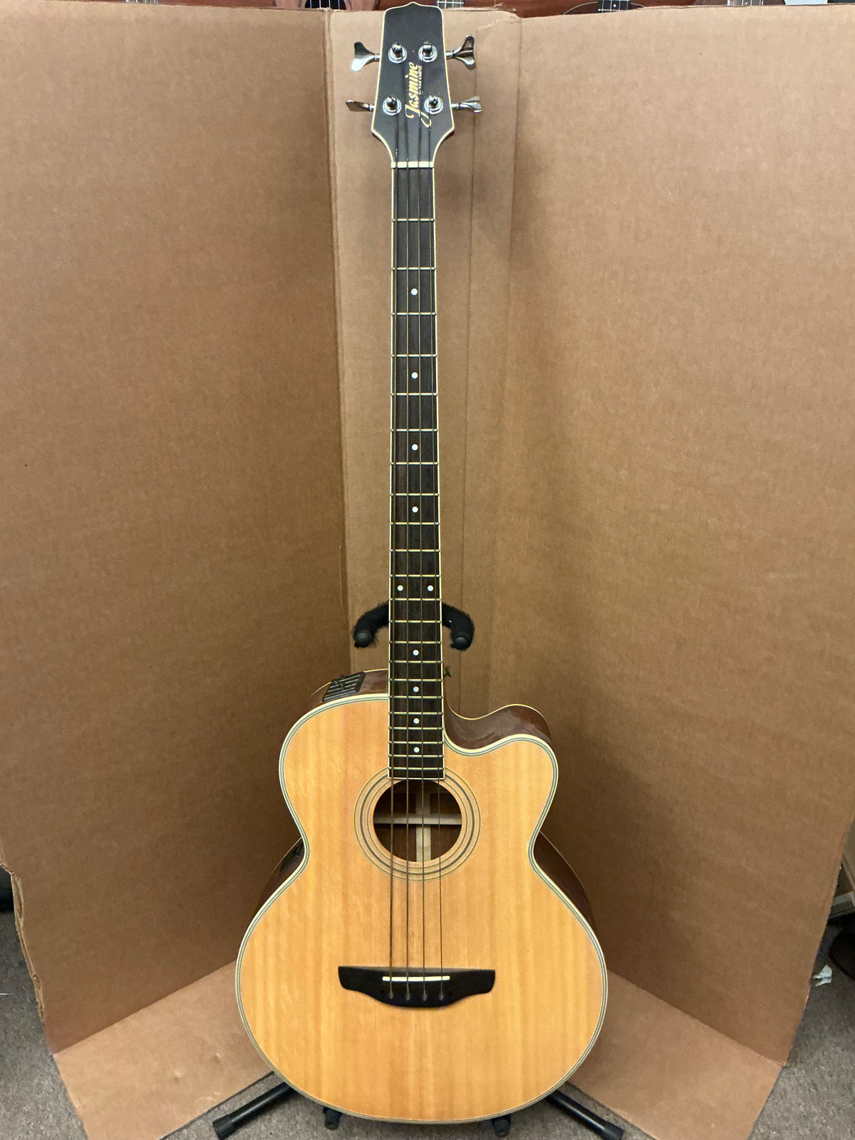 Jasmine ESI00C-4 Acoustic Bass Guitar
