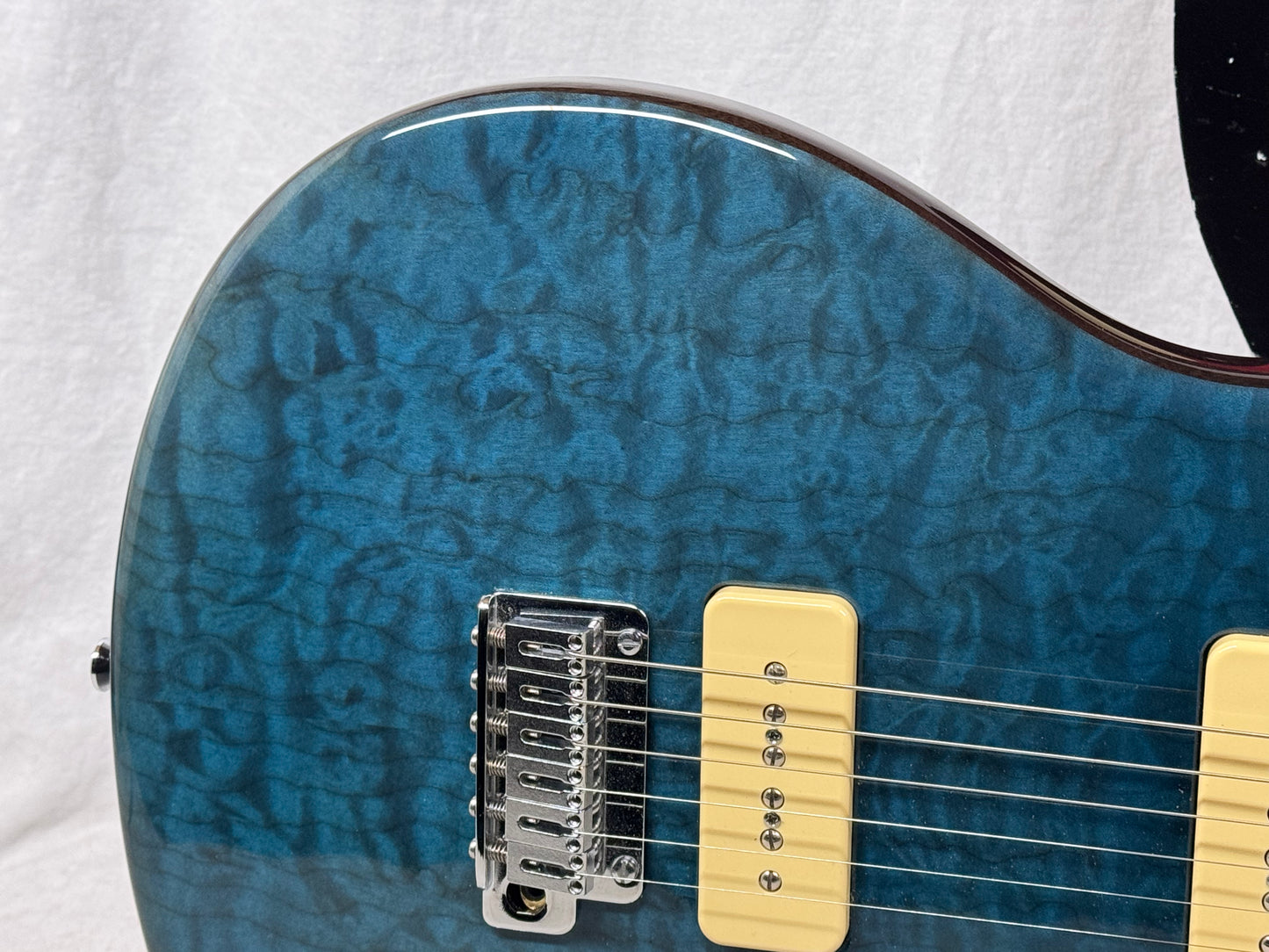 Michael Rowan Custom Guitars Journeyman Twin P90s Guitar - Trans Turquoise