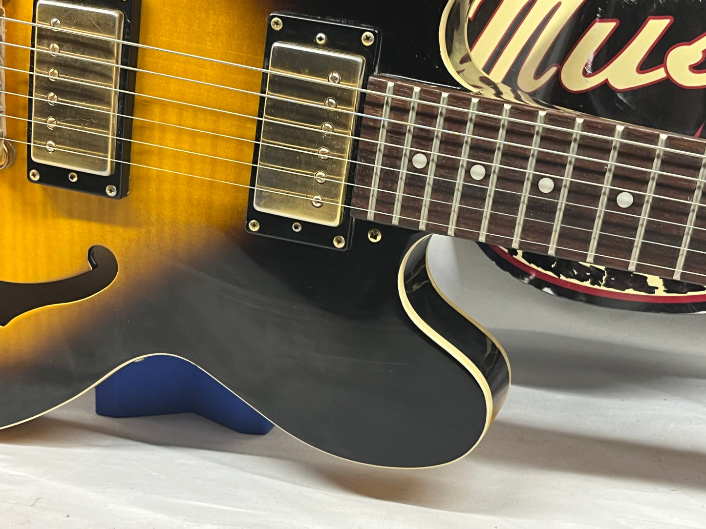 Epiphone DOT Deluxe VS Semi-Hollow Body Electric Guitar