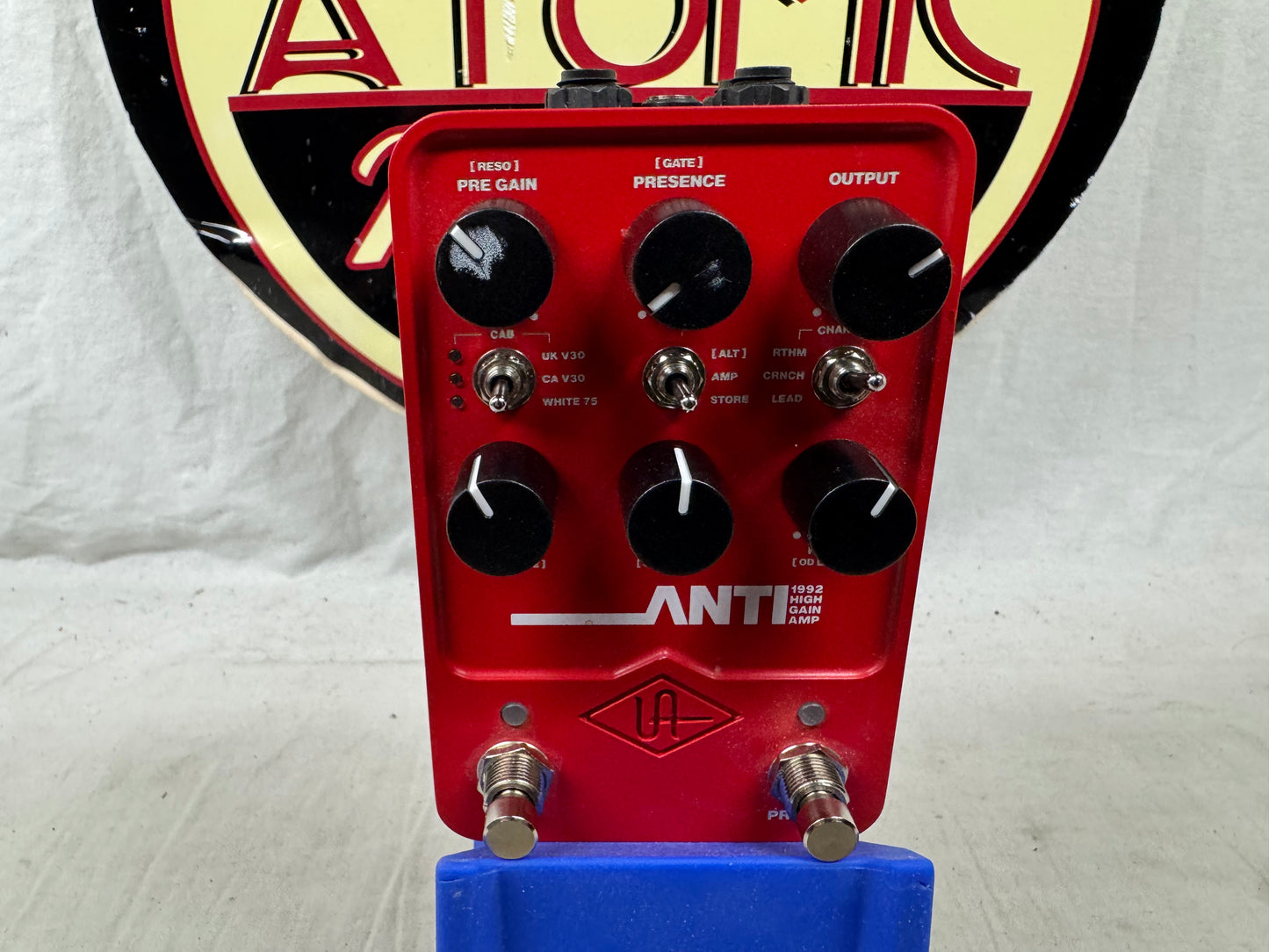Universal Audio Anti 1992 High Gain Amp Amplifier Modeler Distortion Pedal