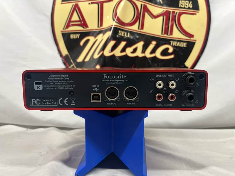Focusrite Scarlett 2i4 1st Gen Audio Interface - Image 4
