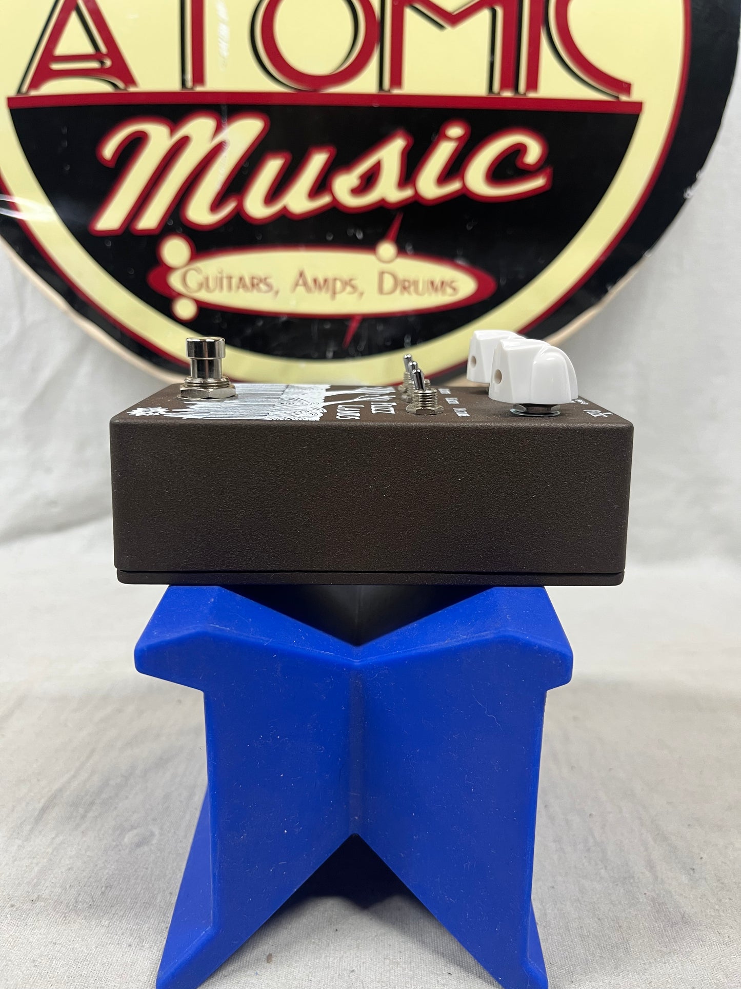 Wonderful Audio Technology WAT?! Fuzz Lands Fuzz Pedal with Box