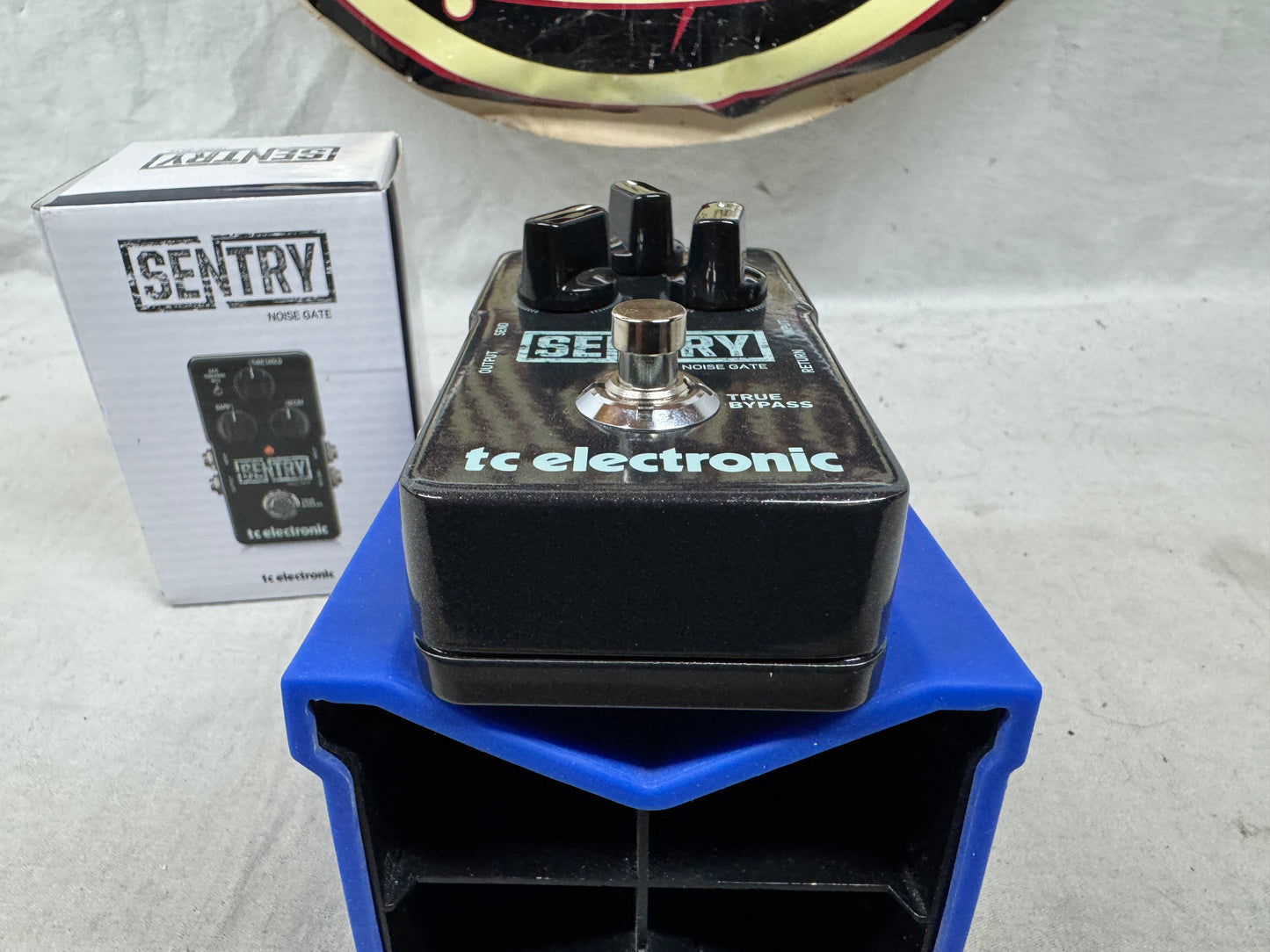TC Electronic Sentry Noise Gate Pedal with Box