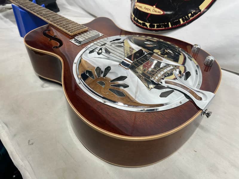Mitchell RR200CE Roundneck Acoustic Electric Resonator Guitar - Image 19