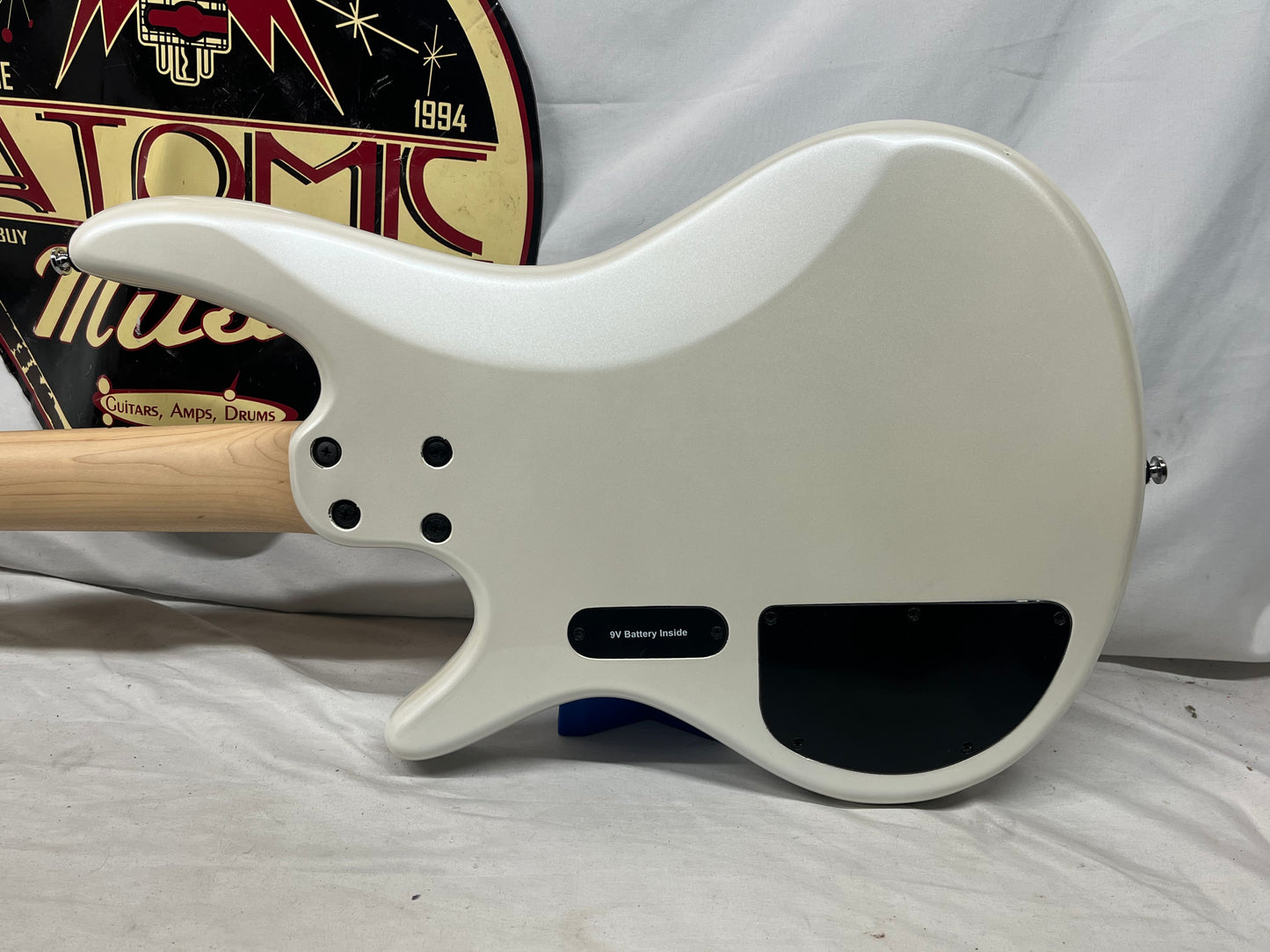 Ibanez Soundgear Gio GSR200M 4-String Electric Bass