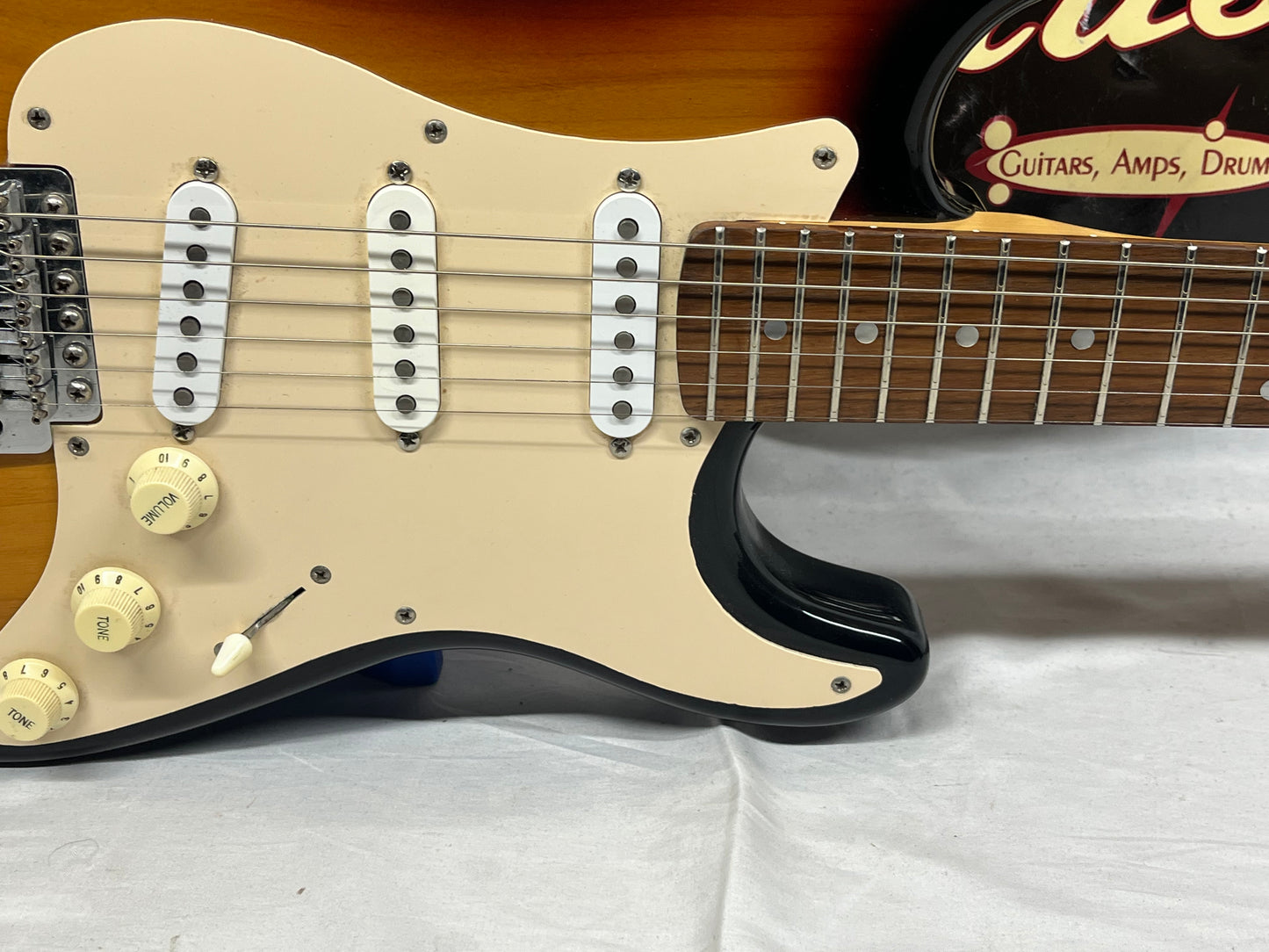 Fernandes RST-50 S-Style Electric Guitar