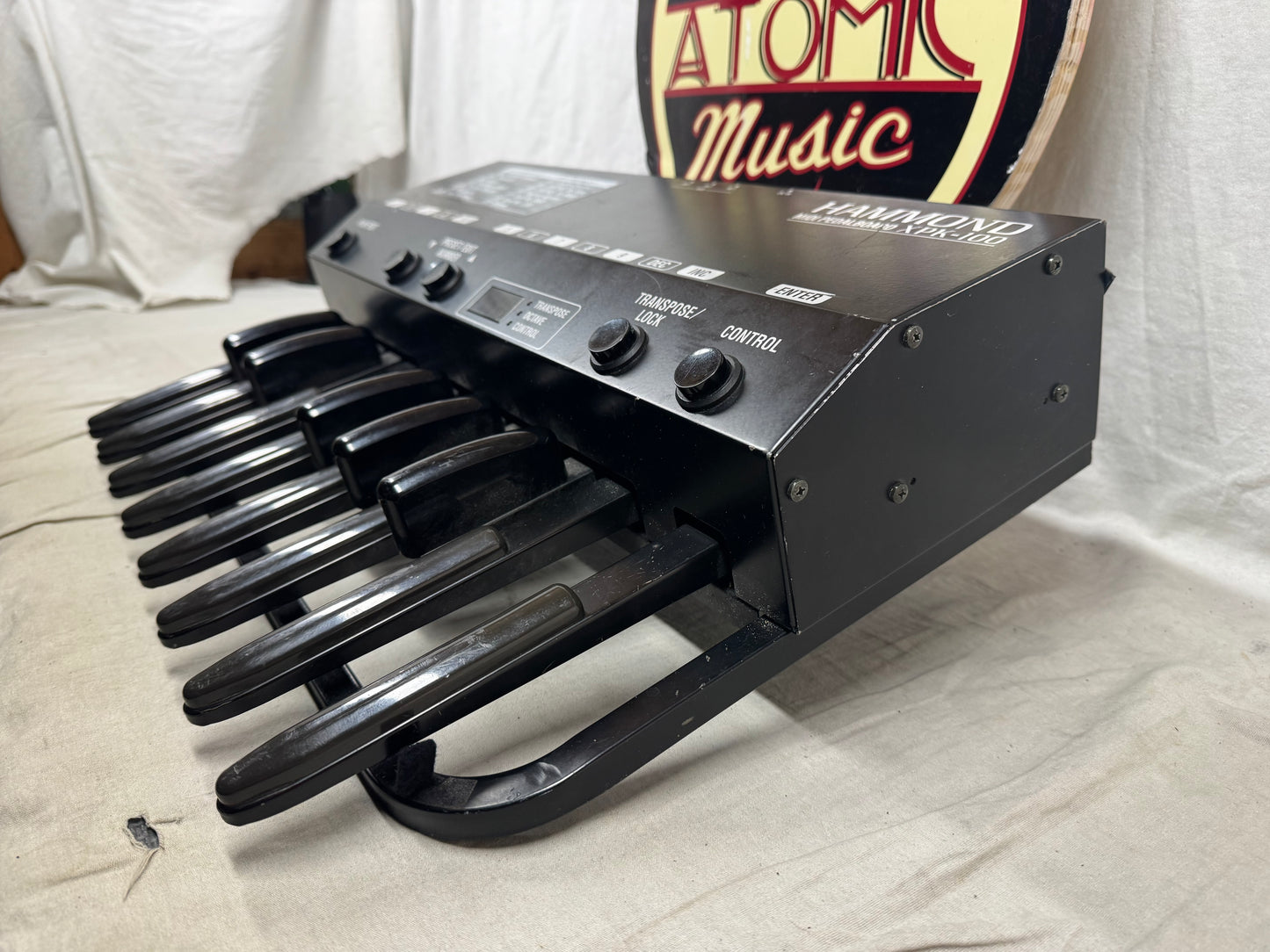 Hammond XPK-100 xpk100 MIDI Pedalboard