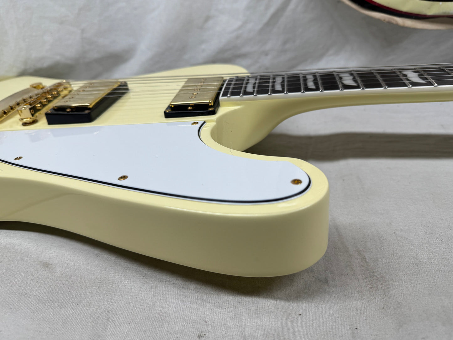 ESP LTD Deluxe Phoenix-1000 Guitar 2024 - Vintage White