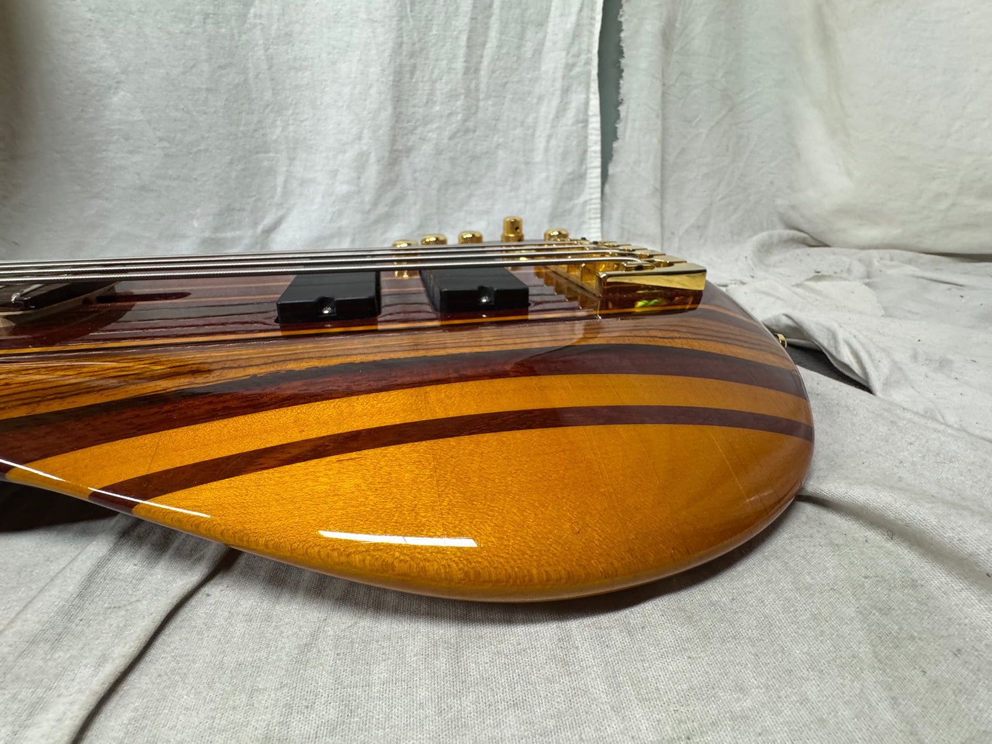Devon J5 j-5 Modern 22 5-string Bass