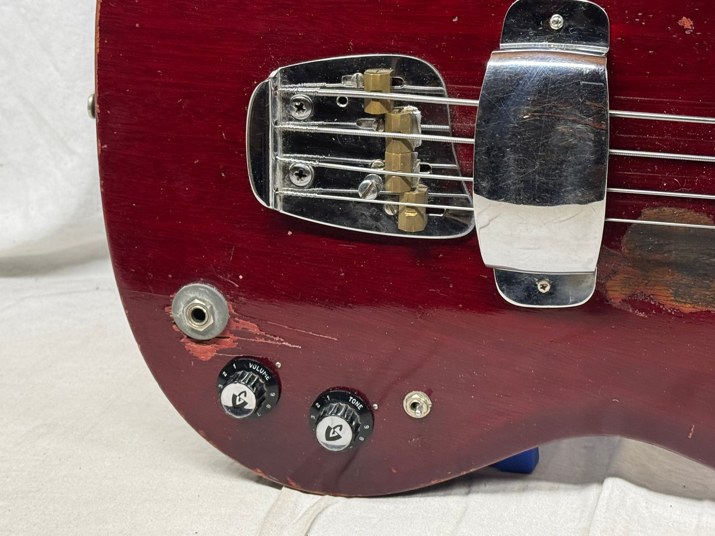 Guild JetStar jet star JS-1 js1 4-string Bass with Case 1972