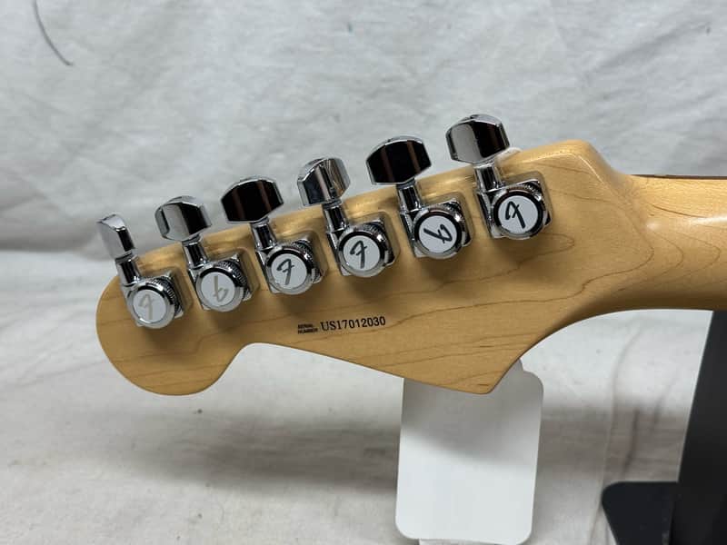 Partscaster 2017 Fender American Professional Stratocaster neck on unknown body - Image 8