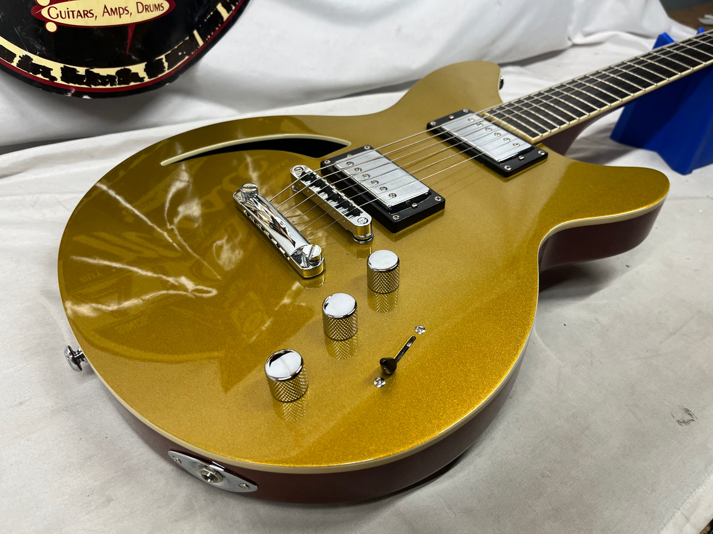 Agile Harm Semi-Hollow Body Electric Guitar - Gold Top