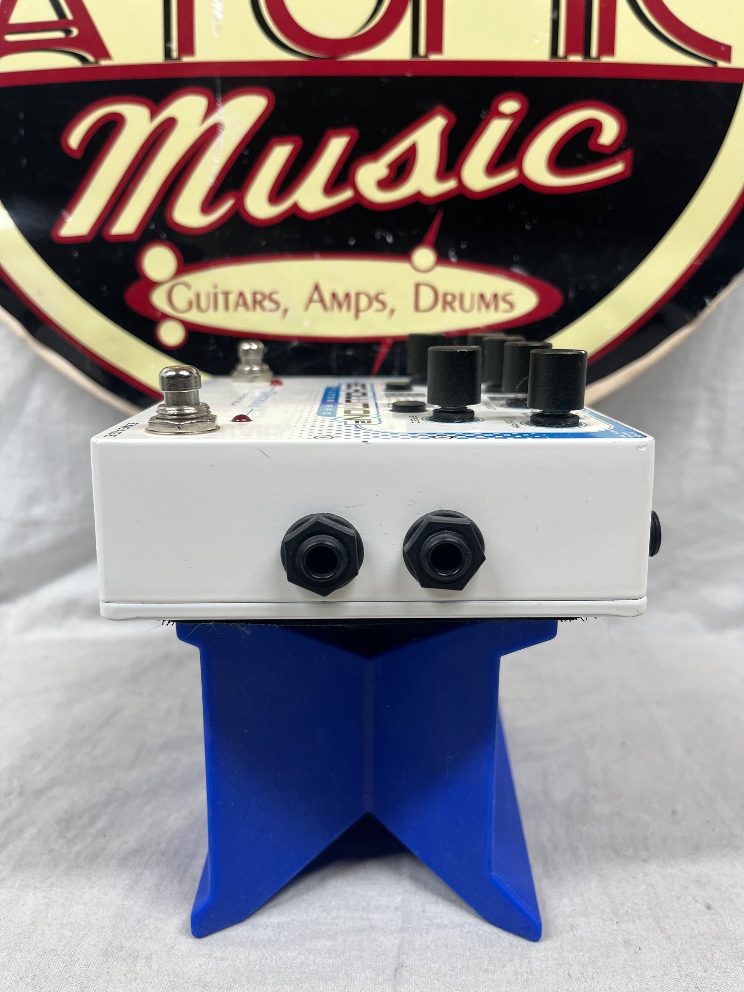 Pigtronix Echolution2 echolution 2 II Filter Pro Multi-Tap Delay Pedal with Remote Switch + TRS cable