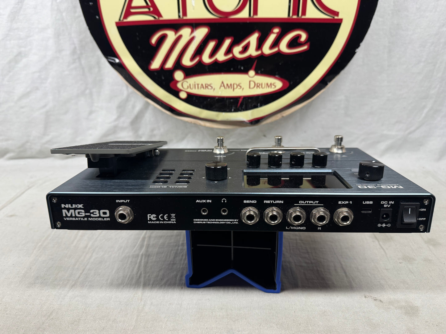 NuX MG-30 mg30 Versatile Modeler Multi-Effects Pedal